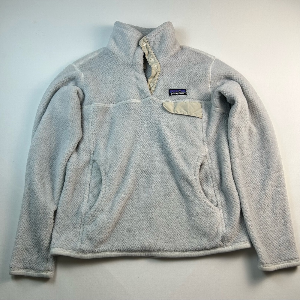 Patagonia Cream and Light Gray Snap-T Fleece Pullover